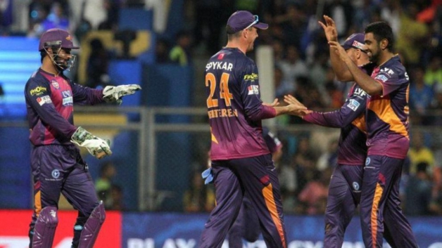 MS Dhoni praises R Ashwin after giving him just one over against Mumbai Indians