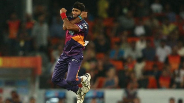 video watch ashok dinda celebrate in cristiano ronaldo style rising pune supergiants rps ipl 2016 2957 VIDEO: Watch Ashok Dinda celebrate in Cristiano Ronaldo style