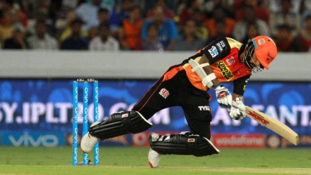 Shikhar Dhawan's slow footwork is causing him problems: Sunil Gavaskar Shikhar Dhawan's slow footwork is causing him problems: Sunil Gavaskar