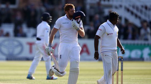 Sri Lanka fight after Jonny Bairstow's 167 sees England past 400