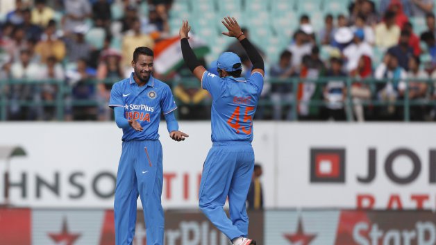 ind v nz 1st odi india restrict new zealand to 190 5063 IND v NZ 1st ODI: India restrict New Zealand to 190