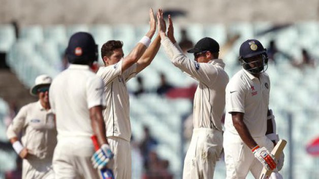Ind v NZ Day 3 Tea report: Henry, Boult bring New Zealand back in contention