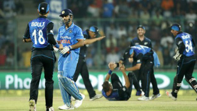 2nd odi ms dhoni flops as india lose to new zealand by six runs 5123 2nd ODI: New Zealand pip India in last-over thriller