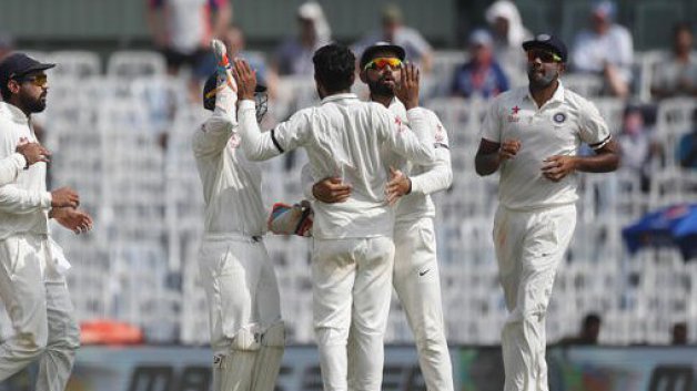 ind v eng 5th test day 1 lunch report india bowlers strike to send back openers early 7189 IND v ENG 5th Test Day 1 Lunch report: India bowlers strike to send back openers early