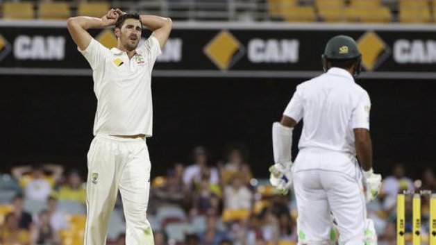 AUS v PAK 1st Test : Shafiq continues to fight, Pakistan aim to create history