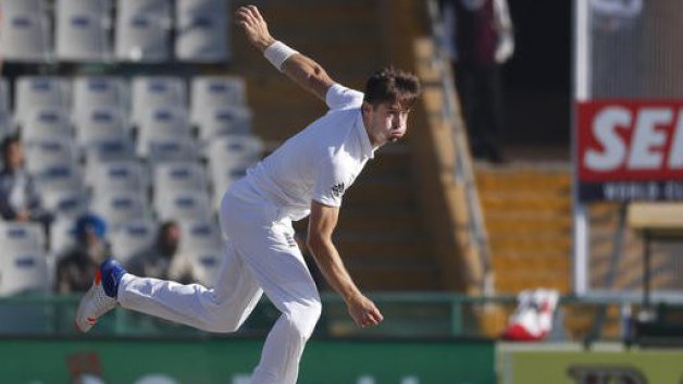 england all rounder woakes suffers crack in right thumb 6866 England all-rounder Woakes suffers crack in right thumb