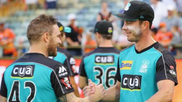 bbl lynn mccullum in six hitting competition as heat move to top 7579 BBL: Lynn, McCullum in six-hitting competition as Heat move to top