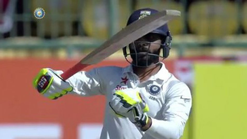 jadeja gets the drs call right in less than a second 8998 Jadeja gets the DRS call right in less than a second