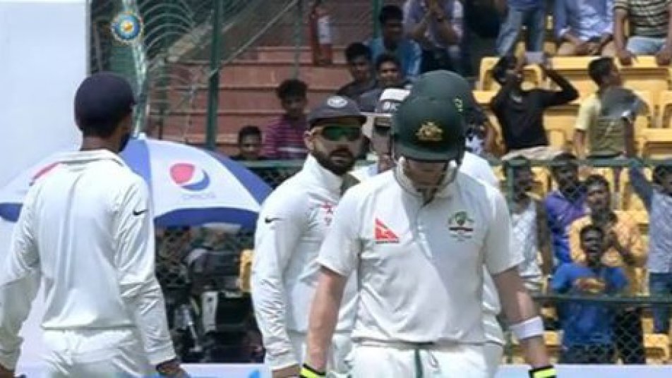 kohli takes jibe at steve smith after drs drama 8705 Kohli takes jibe at Steve Smith after DRS drama