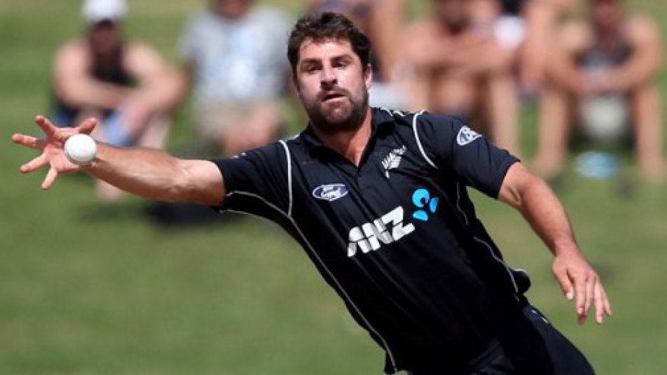KKR rope in Colin de Grandhomme as Russell's replacement