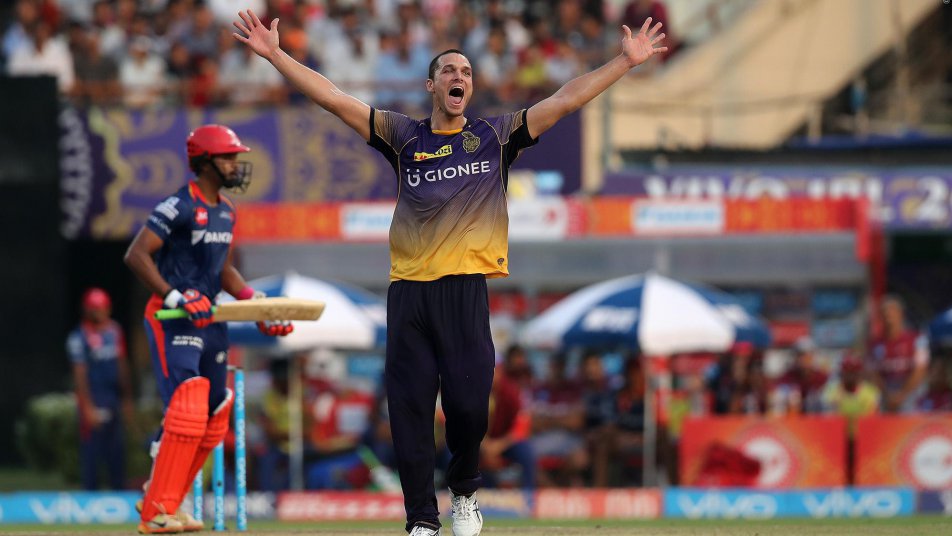 KKR choke Delhi to 160 after flying start