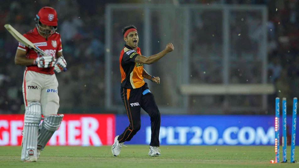 Sunrisers slip catches but make up with bat and ball in 26-run win over Kings XI