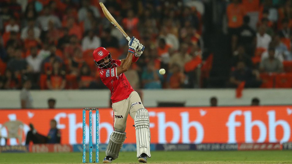 Mumbai bowl first; Vohra misses out for Kings XI