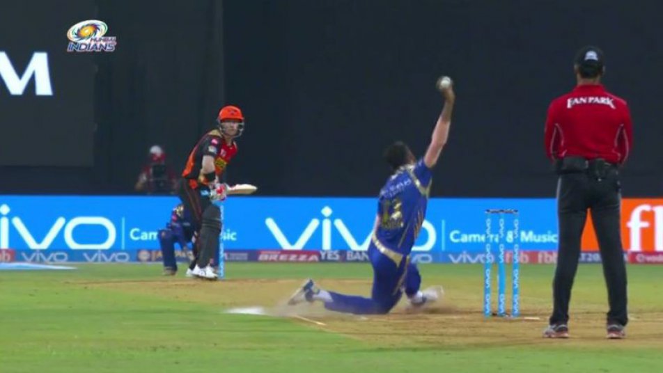 Hardik Pandya suffers nasty fall but walks away without an injury