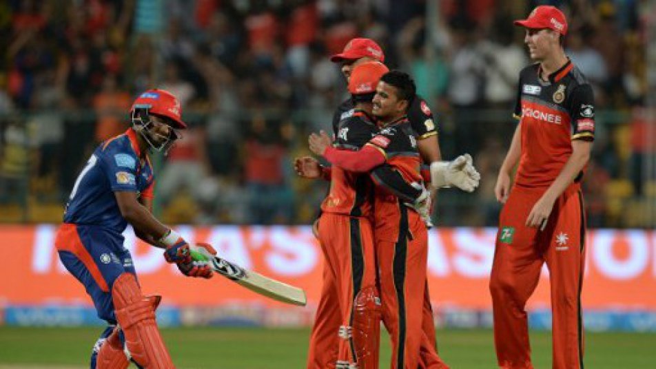 Pant falters at last moment; RCB beat Delhi by 15 runs