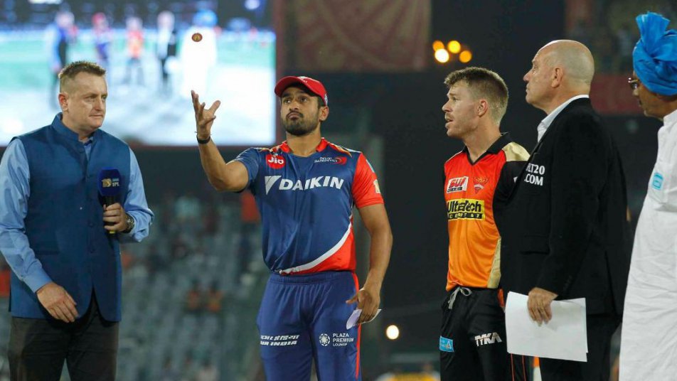 DD vs SRH: Karun Nair puts visitors to bat DD vs SRH: Karun Nair puts visitors to bat