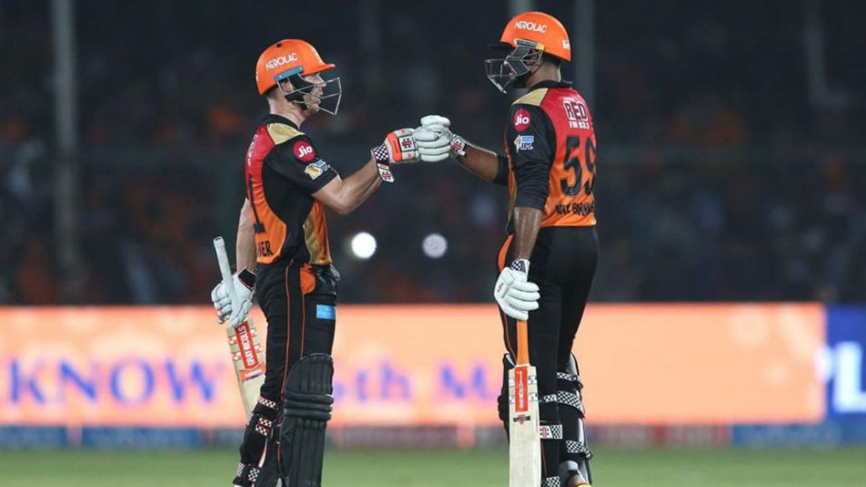 ipl10 sunrisers seal playoff berth beat gujarat lions by 8 wickets 9974 IPL10: Sunrisers seal playoff berth, beat Gujarat Lions by 8 wickets