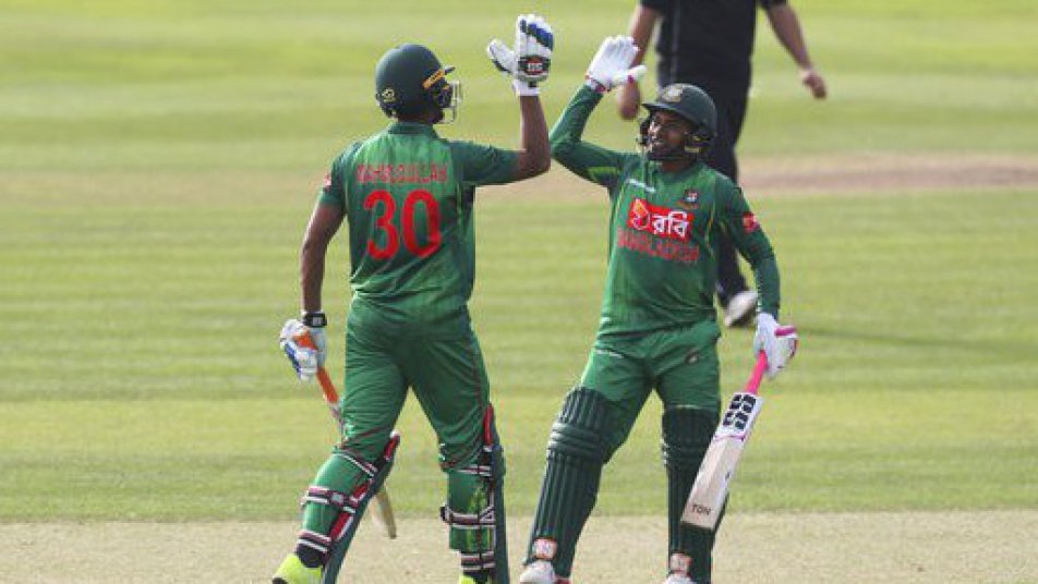 Bangladesh players burst into celebration after reaching Champions trophy semifinal