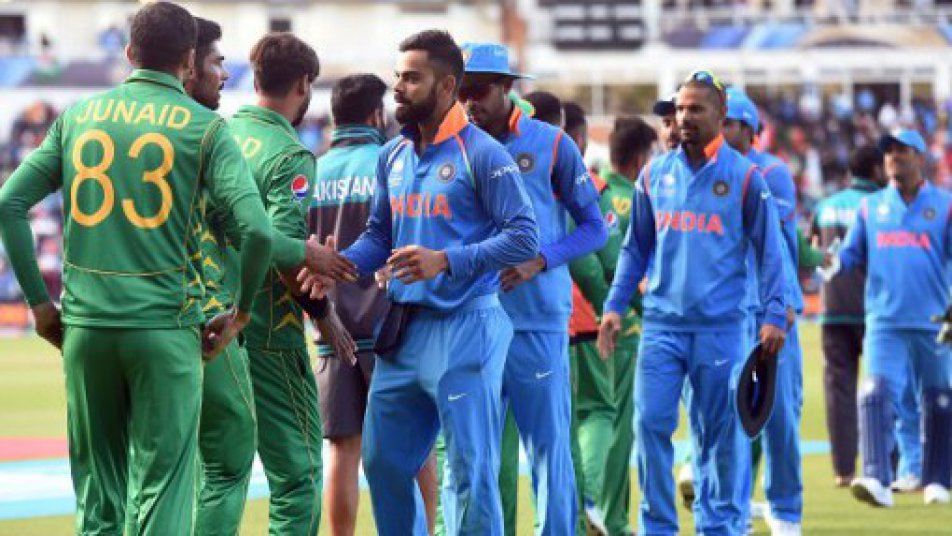 Champions Trophy: Former greats slam Pak cricketers, Yusuf demands axing of coach Arthur