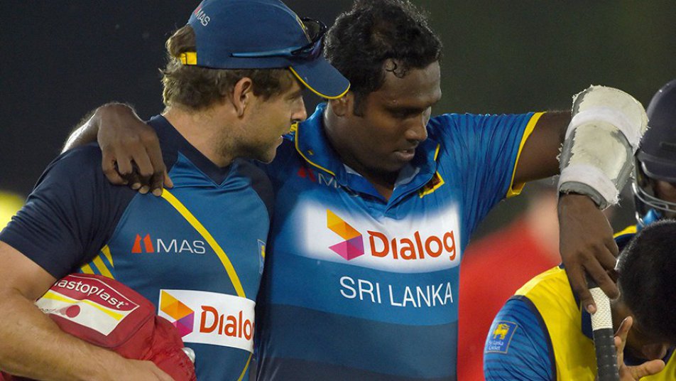 Sri Lanka players told to get fit or get out