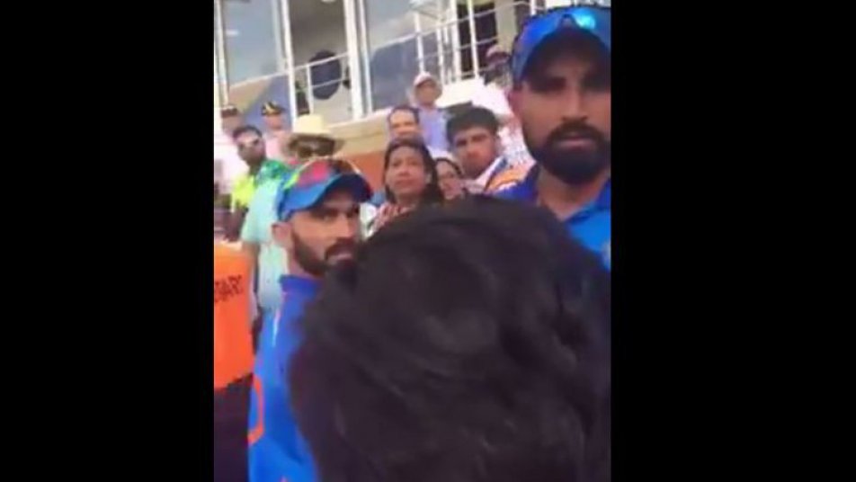 watch mohammed shami confronts pakistani fan who abused indian players in the stadium 10615 WATCH: Mohammed Shami confronts Pakistani fan who abused Indian players in the stadium