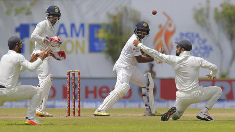 sl v ind 1st test day 3 lunch dilruwan mathews takes sri lanka to 289 8 11326 SL v IND 1st Test Day 3 Lunch: Dilruwan, Mathews takes Sri Lanka to 289/8