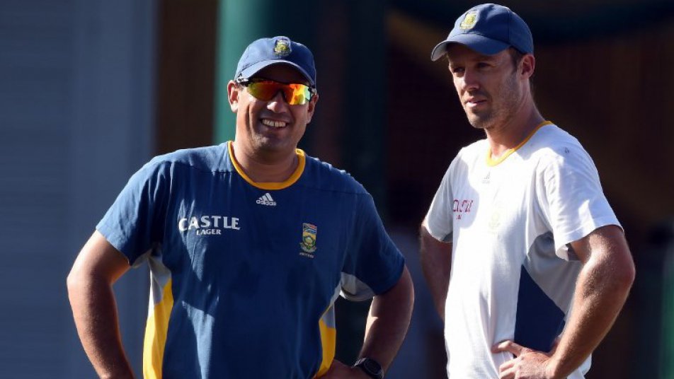 Russell Domingo reapplies for South Africa coach position