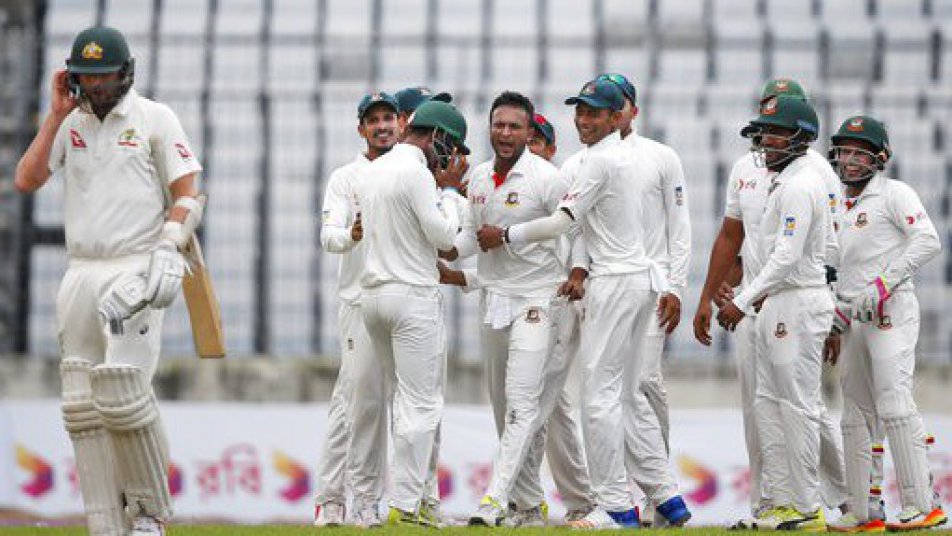 banvsaus shakib five for helps bangladesh into 88 run lead 11827 BANvsAUS: Shakib five-for helps Bangladesh into 88-run lead