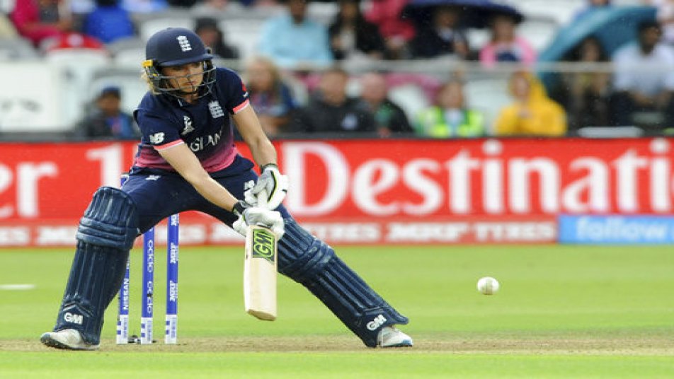 Sarah Taylor: इंग्लैंड मैन्स क्रिकेट टीम की कोच बनी सारा टेलर; न्यूजीलैंड सीरीज से पहले ऐतिहासिक फैसला