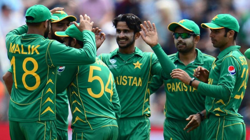 Pakistan Cricket Board announce separate red and white-ball contracts for 2022-23 PCB ने सेंट्रल कॉन्ट्रैक्ट का किया एलान, बाबर-रिजवान समेत इन खिलाड़ियों की हुई बल्ले-बल्ले; बेहद अलग तरह की है लिस्ट