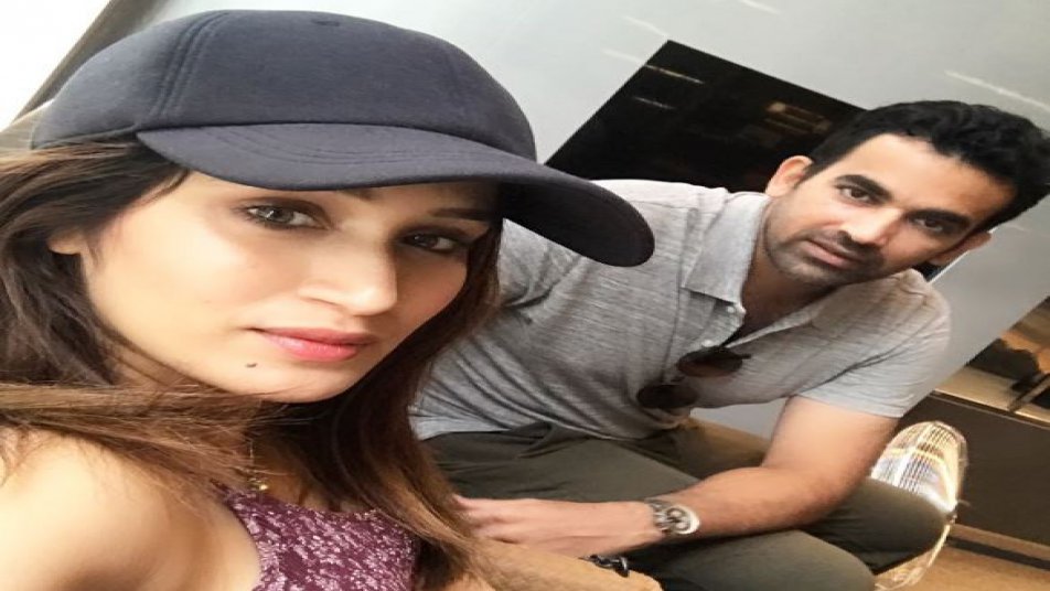 Zaheer-Sagarika to be hitched in November