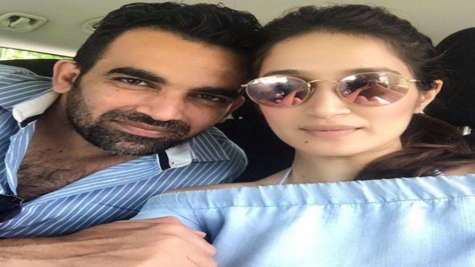 Zaheer-Sagarika to be hitched in November
