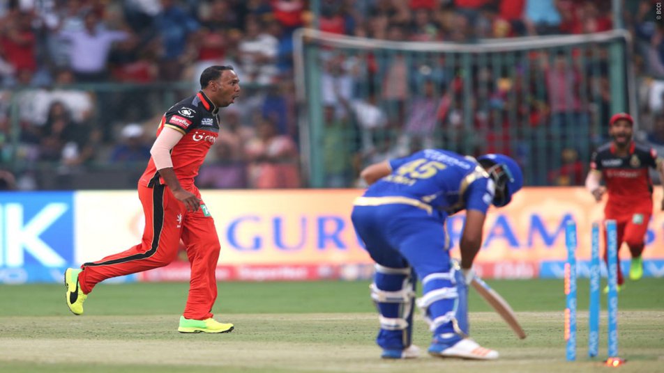 Samuel Badree picks up first hat trick of IPL 2017; shatters recrods
