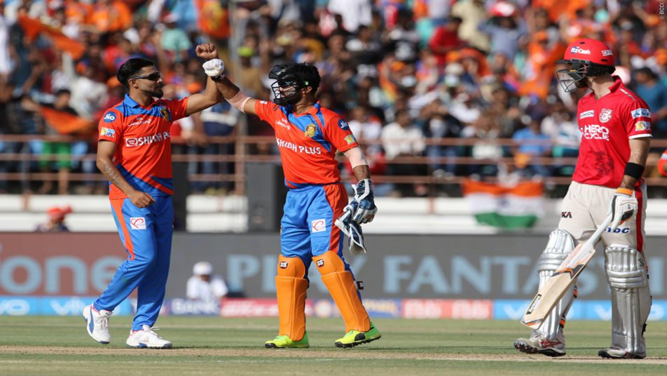 Dinesh Karthik completes the most unique 100 in IPL