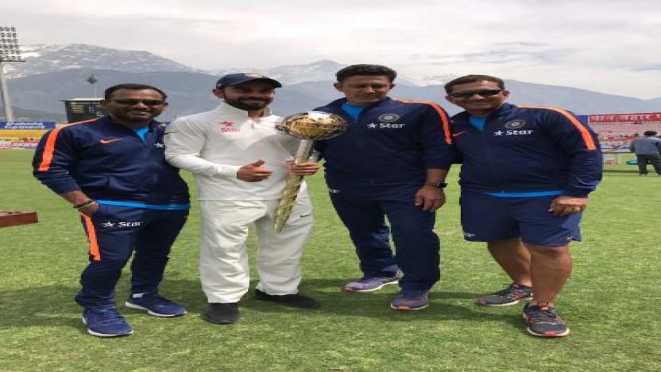 Bangar, Sridhar retained in Team India support staff for Champions Trophy