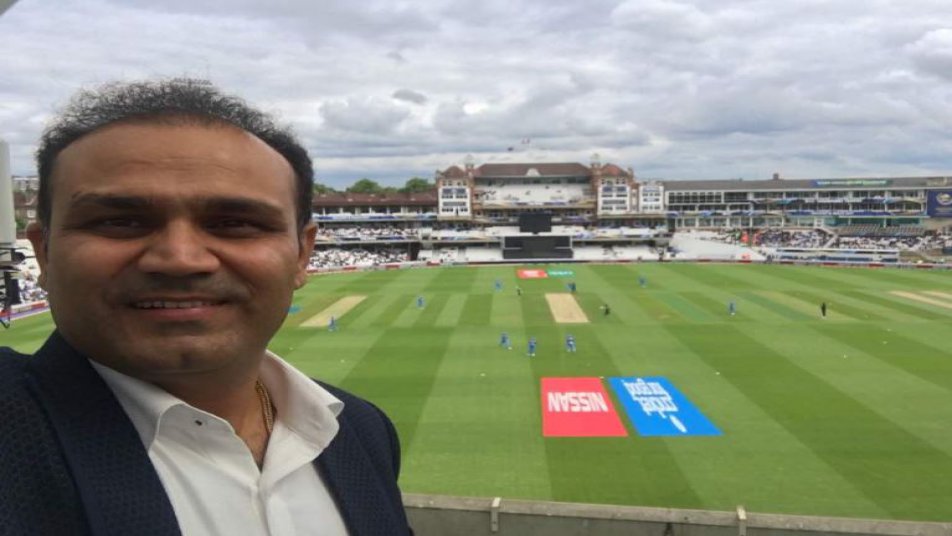 Virender Sehwag sends two-line CV for India coach job