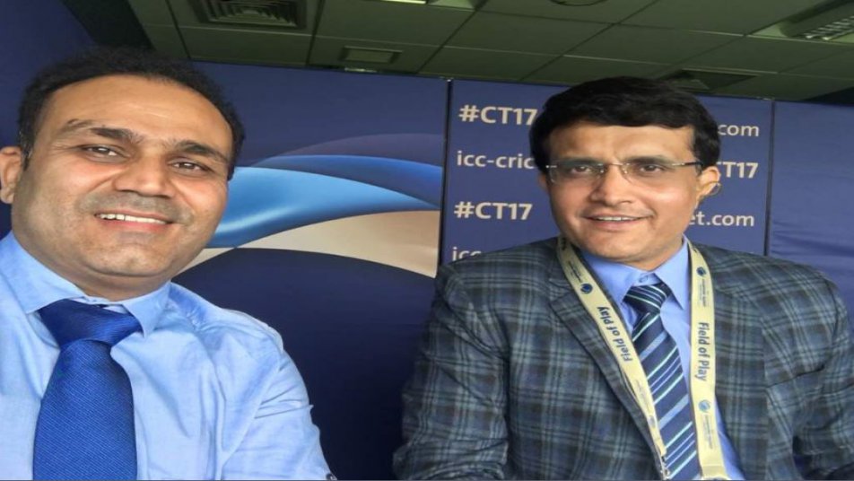 Sehwag beats everyone on wishing happy b'day to Ganguly