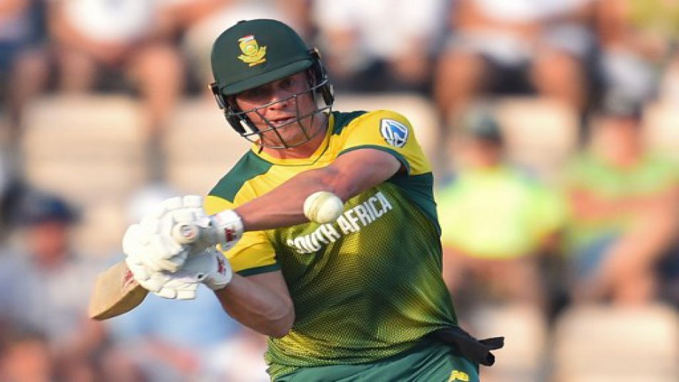 AB de Villiers steps down as ODI captain but will be available for selection in all formats