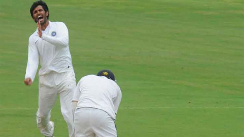 Mumbai finish one day match in 5.4 overs