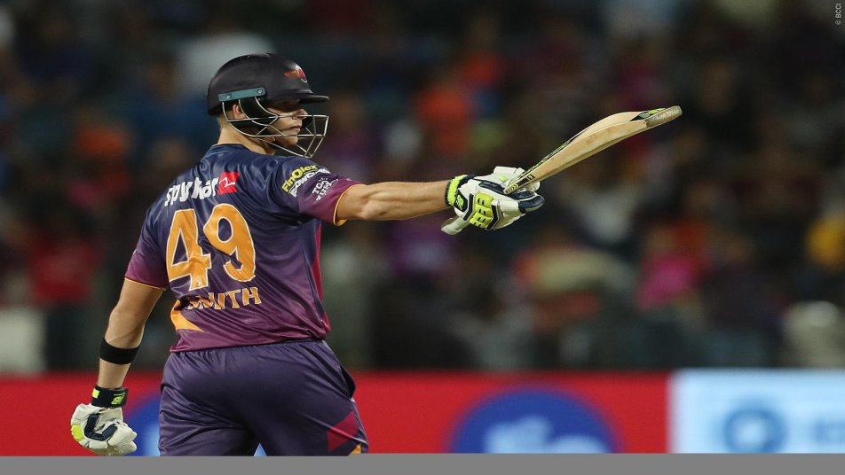 Sakshi bats for husband Dhoni, protests against RPS owner's comments in unique way