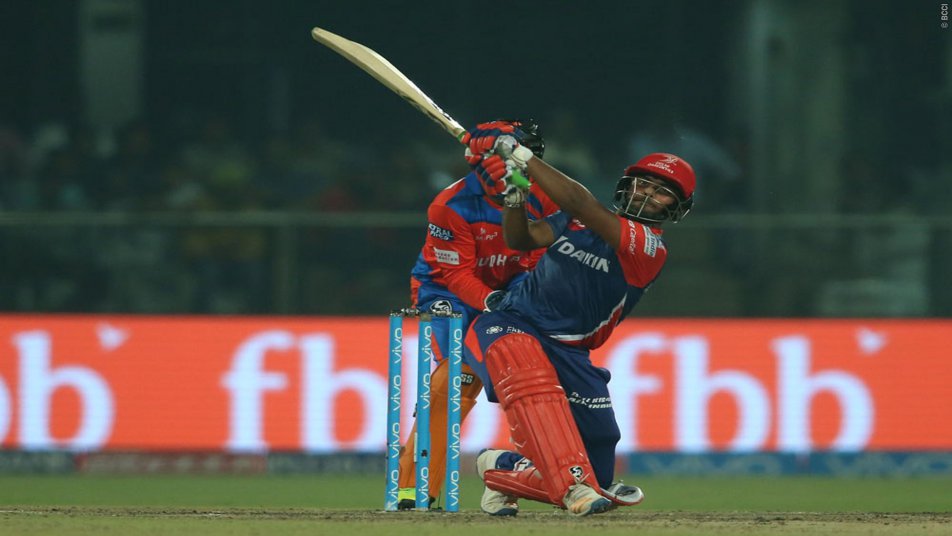 Tendulkar calls Pant's knock best ever in IPL, Ganguly, Sehwag, Laxman call him the future
