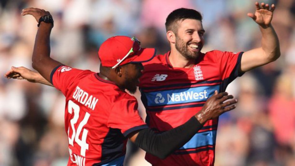 Ab de Villiers creates unwanted record