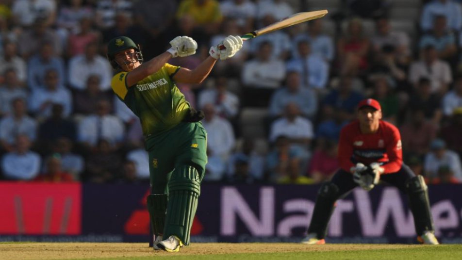 Ab de Villiers to decide future in August