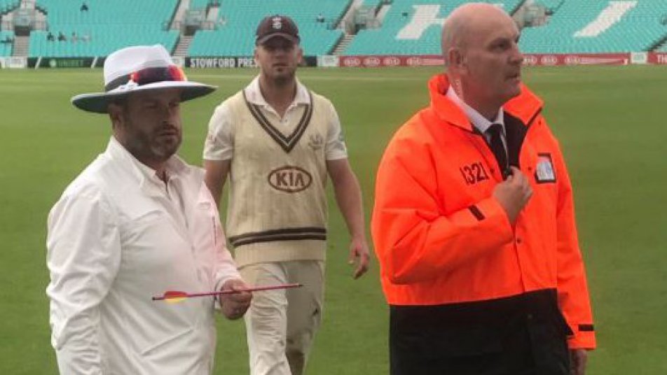Arrow fired at the Oval, English league match abandoned