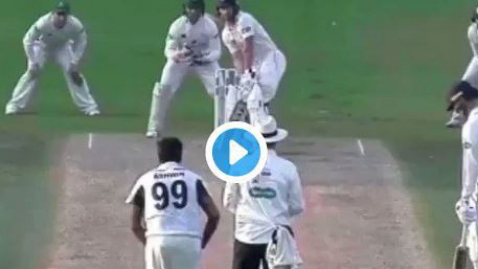 watch ashwin s magic delivery to dismiss paul collingwood 12301 WATCH: Ashwin's magic delivery to dismiss Paul Collingwood