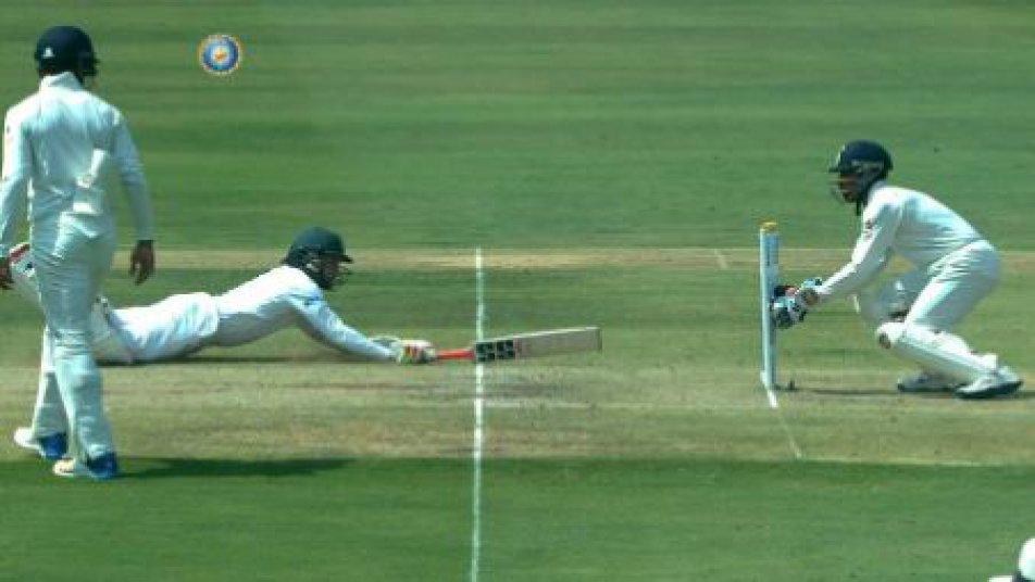 Controversial run out: India and Bangladesh fans start abusing each other on social media