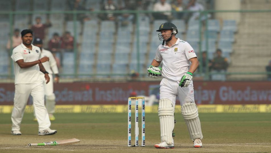 AB De villiers pulls out from NZ series, Hints retirement from Test format.