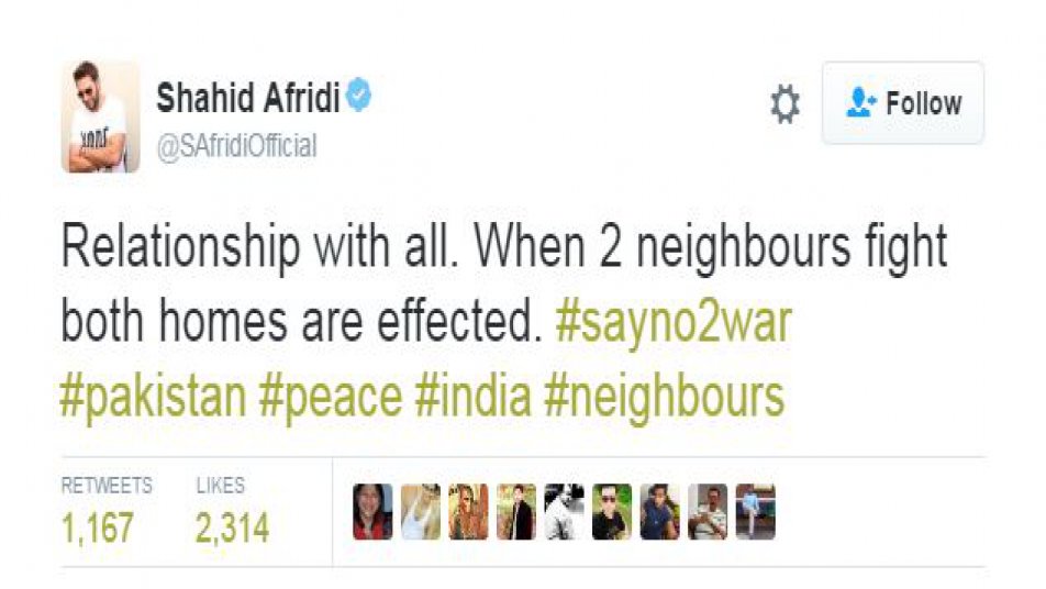 Sehwag's Tweet fuels a Twitter war between Wasim and Waqar