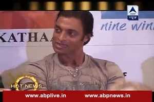 Shoaib Akhtar injured on the sets of Mazak Mazak Mein