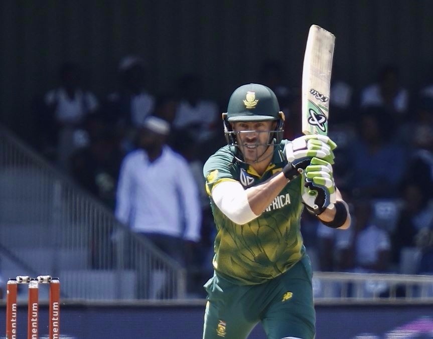 South Africa continue run fest, post 369 for 6 in final ODI